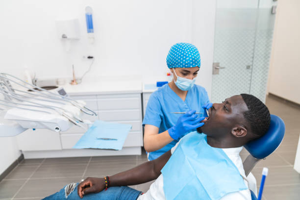 Best Emergency Tooth Extraction in Newport East, RI